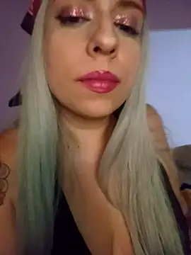 Yiyi 666 online show from March 27, 6:19 am