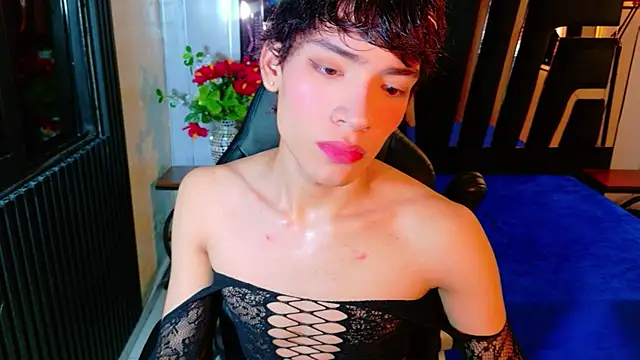IsaacNovaa online show from April 26, 1:31 pm