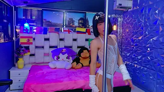 IsaacNovaa online show from June 24, 8:08 pm