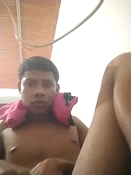 Snapshot of Elvixxx18 chatting on March 24, 11:32 pm Elvixxx18 online show from March 24, 11:32 pm