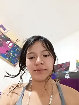 Snapshot of Ninffa_sweet21 chatting on May 9, 7:24 am Ninffa sweet21 online show from May 9, 7:24 am