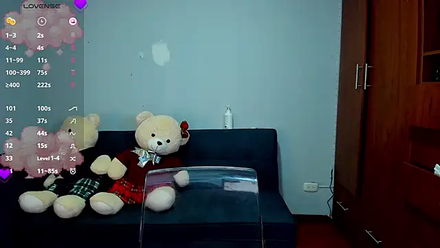 juaithpetite online show from April 16, 3:29 am