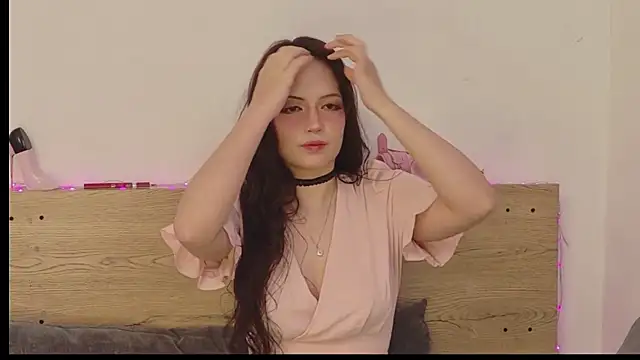 Sweet Alice S online show from May 1, 9:25 am