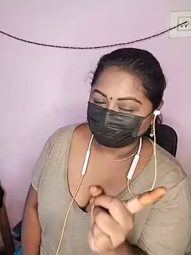 Snapshot of Tamil-Dhara chatting on August 4, 4:59 am Tamil-Dhara online show from August 4, 4:59 am