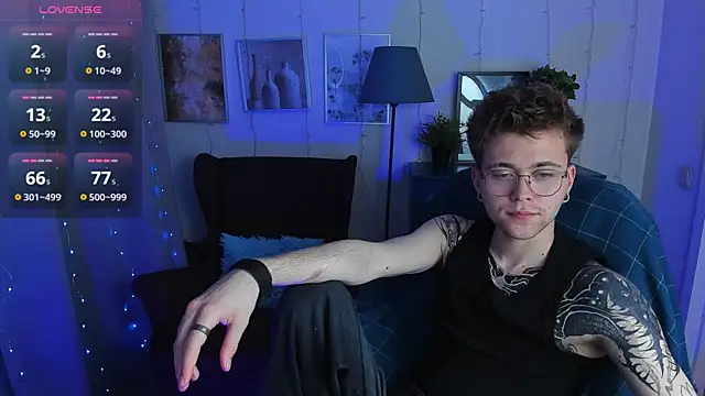 Thomas Norton online show from June 27, 8:47 pm