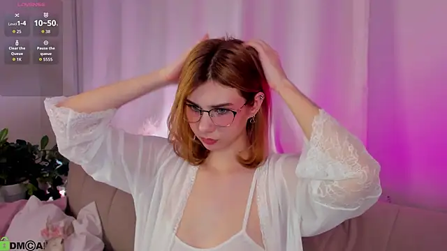 Maneela Kennedy online show from March 31, 12:16 pm