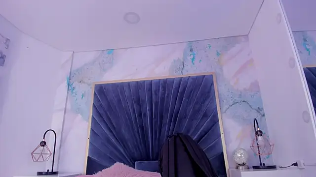 Derieri Blush online show from July 14, 5:29 pm
