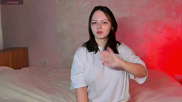 miss teasee online show from April 23, 10:14 am