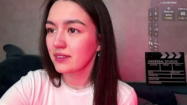 Snapshot of lilysolar chatting on May 7, 5:40 pm lilysolar online show from May 7, 5:40 pm