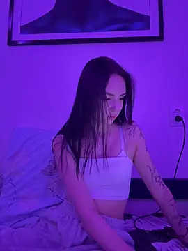 Snapshot of Fit_Alice chatting on March 30, 10:49 am Fit Alice online show from March 30, 10:49 am