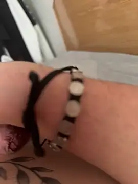 boiche online show from April 28, 4:34 pm