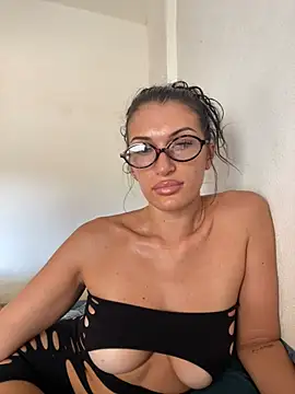 kimberlysnow11 online show from March 28, 7:57 pm