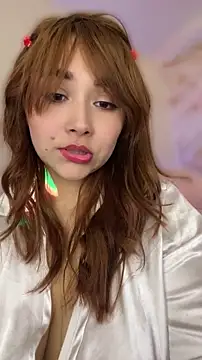 SweetLittleRed online show from August 1, 4:34 am