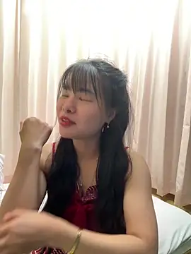 Naked-xx online show from May 15, 12:45 pm