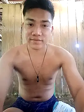 Snapshot of Asianboyfriend28xx chatting on April 1, 6:47 am Asianboyfriend28xx online show from April 1, 6:47 am