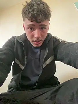 Snapshot of denysio69 chatting on March 28, 10:59 am denysio69 online show from March 28, 10:59 am