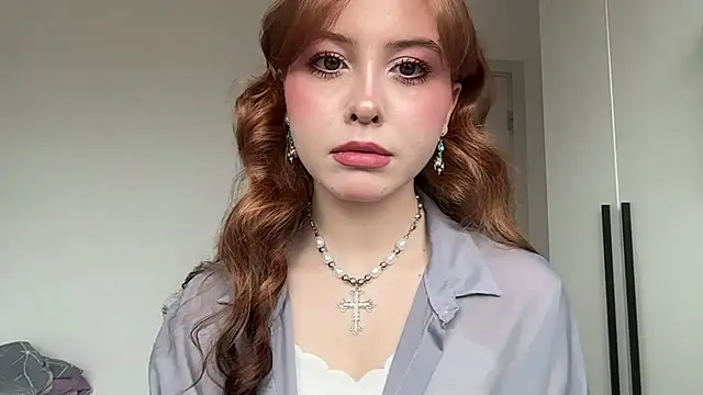 Amy Bronson online show from April 24, 10:28 am