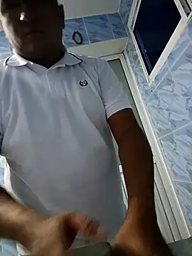 luis20212 online show from April 13, 8:42 am
