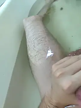 Snapshot of Favesimper chatting on April 15, 5:36 am Favesimper online show from April 15, 5:36 am