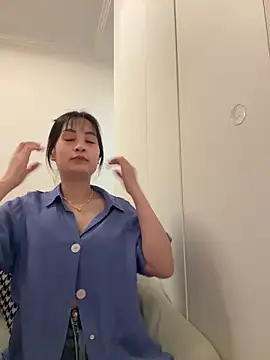 Yang 218 online show from May 17, 1:29 pm