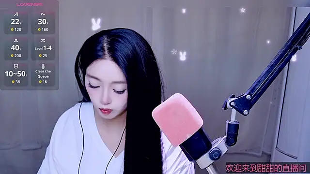 Cuviee online show from May 3, 5:13 am