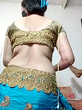 Snapshot of Sexyy_Bhabhi_143 chatting on May 3, 5:57 am Sexyy Bhabhi 143 online show from May 3, 5:57 am