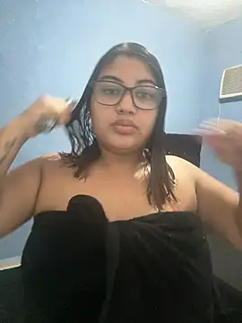 C1N09 online show from April 2, 7:11 pm