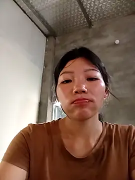 Snapshot of -Quyny- chatting on April 13, 8:42 am -Quyny- online show from April 13, 8:42 am