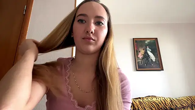 Liesenaniles online show from March 31, 8:26 am