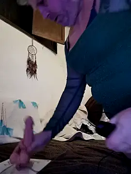 Snapshot of Fernando_carneiro chatting on February 7, 12:14 am Fernando carneiro online show from February 7, 12:14 am