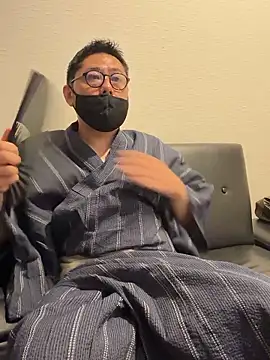 RYUICHI 1919 online show from May 3, 3:12 am