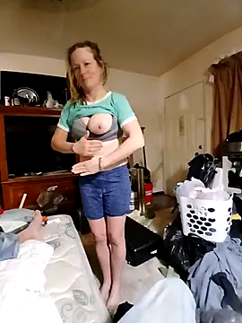 BloStacks1 online show from March 30, 7:53 am