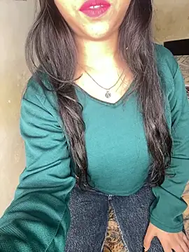 HOTTY ALIA1 online show from April 2, 4:10 am