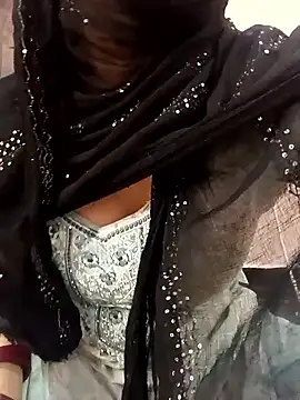 Snapshot of Miss_Noor__ chatting on April 10, 6:07 am Miss Noor online show from April 10, 6:07 am