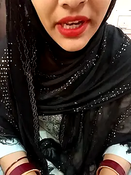 Snapshot of Miss_Noor__ chatting on April 16, 6:36 am Miss Noor online show from April 16, 6:36 am