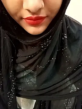 Snapshot of Miss_Noor__ chatting on April 29, 9:24 am Miss Noor online show from April 29, 9:24 am