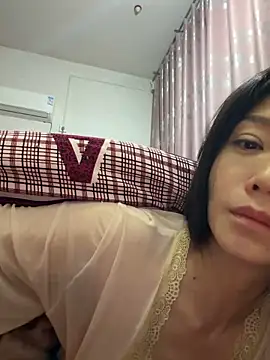 Snapshot of yuanpu0925 chatting on May 9, 10:59 pm yuanpu0925 online show from May 9, 10:59 pm