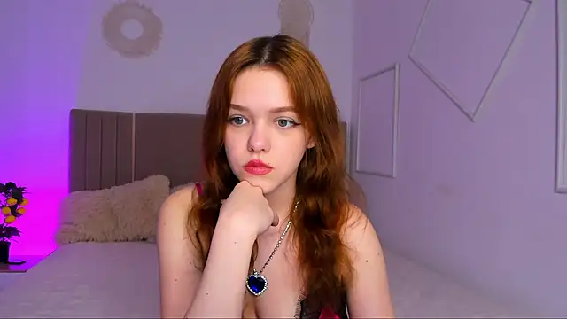 Snapshot of Melissa_me0w chatting on June 1, 12:45 am Melissa me0w online show from June 1, 12:45 am