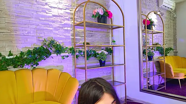 Snapshot of JeniferRosee chatting on June 14, 7:38 pm JeniferRosee online show from June 14, 7:38 pm