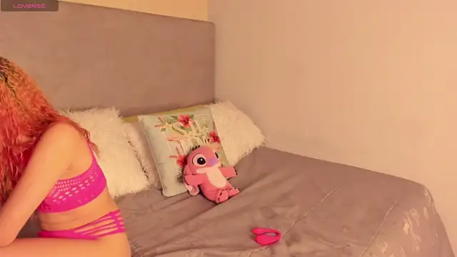 MAYTEMINAJ online show from July 9, 7:40 pm