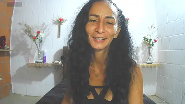 SamanttaLopez online show from May 5, 10:34 am