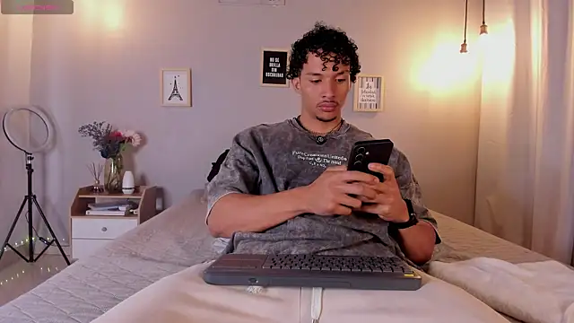 dominik drake online show from May 8, 12:43 pm