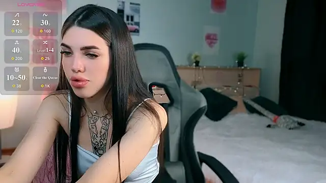 molly rettyy online show from June 20, 3:53 am
