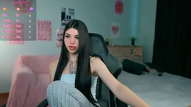 molly rettyy online show from June 29, 4:19 am