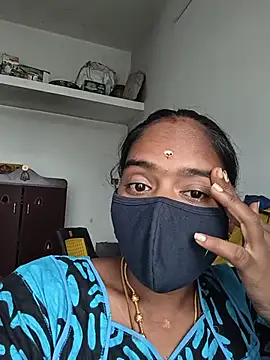 Tamil Sangeetha online show from May 15, 10:50 pm
