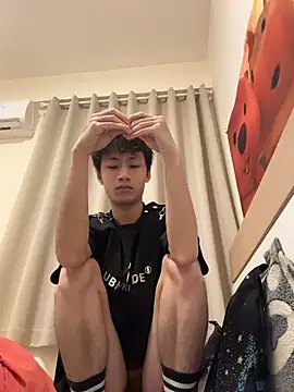 sexyboy-3525 online show from May 16, 6:32 am