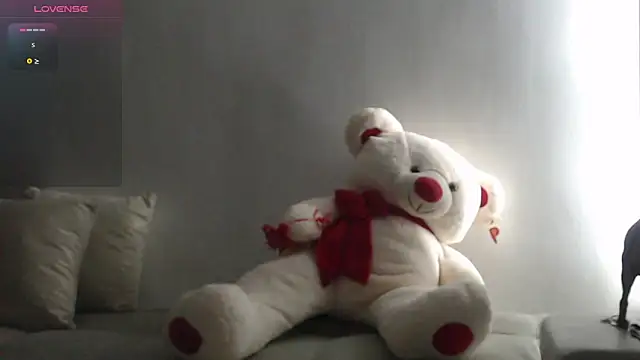 MissDolluxe online show from June 21, 2:25 am