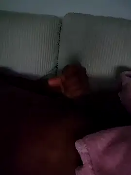 Snapshot of bignutt2980 chatting on March 30, 1:39 am bignutt2980 online show from March 30, 1:39 am