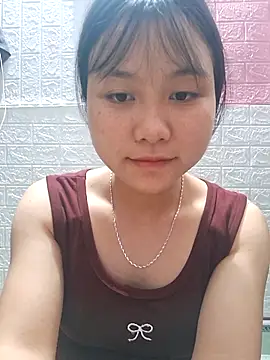 Snapshot of -Cidy- chatting on April 3, 4:43 am -Cidy- online show from April 3, 4:43 am