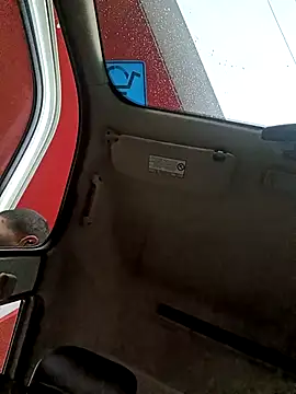 Julian411 online show from April 1, 11:33 am